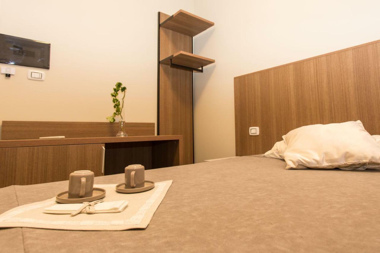 Le Affacciate Bruzie Home Guest House Козенца Экстерьер фото