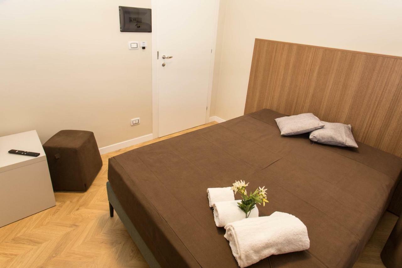 Le Affacciate Bruzie Home Guest House Козенца Экстерьер фото