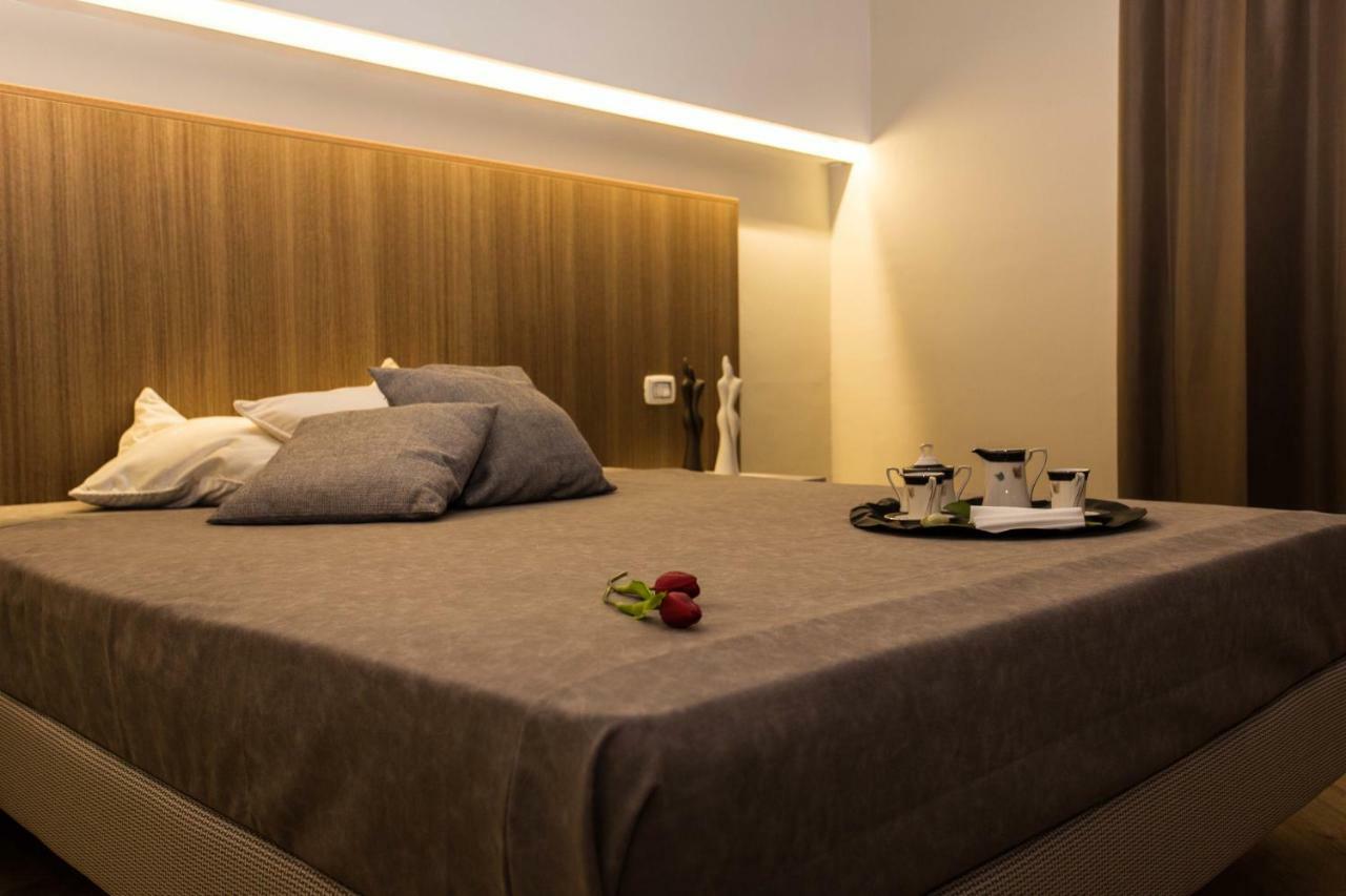 Le Affacciate Bruzie Home Guest House Козенца Экстерьер фото